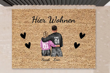 Hier Wohnen - Pärchen Fußmatte - Personalisierte Fußmatte für Paare